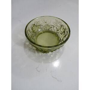 🇺🇲Fenton Green Holophane bowl vintage.